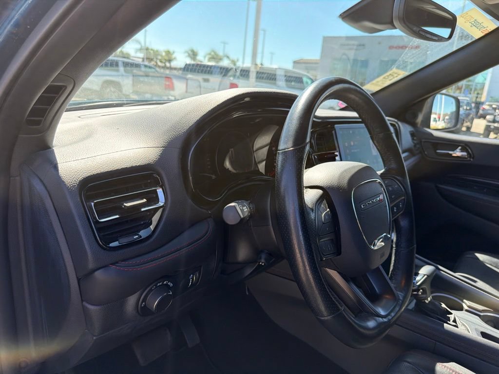 Used 2025 Dodge Durango GT AWD/4WD image 13