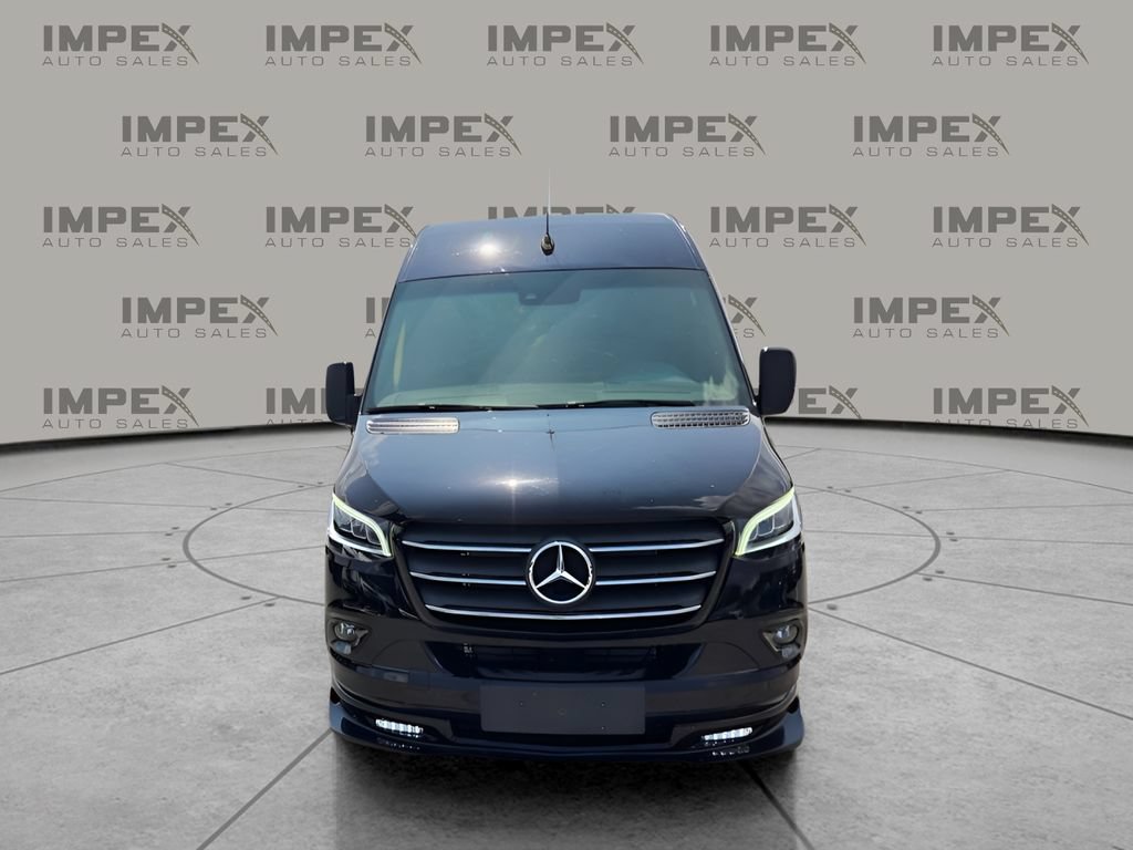 Used 2024 Mercedes-Benz Sprinter 3500 image 7