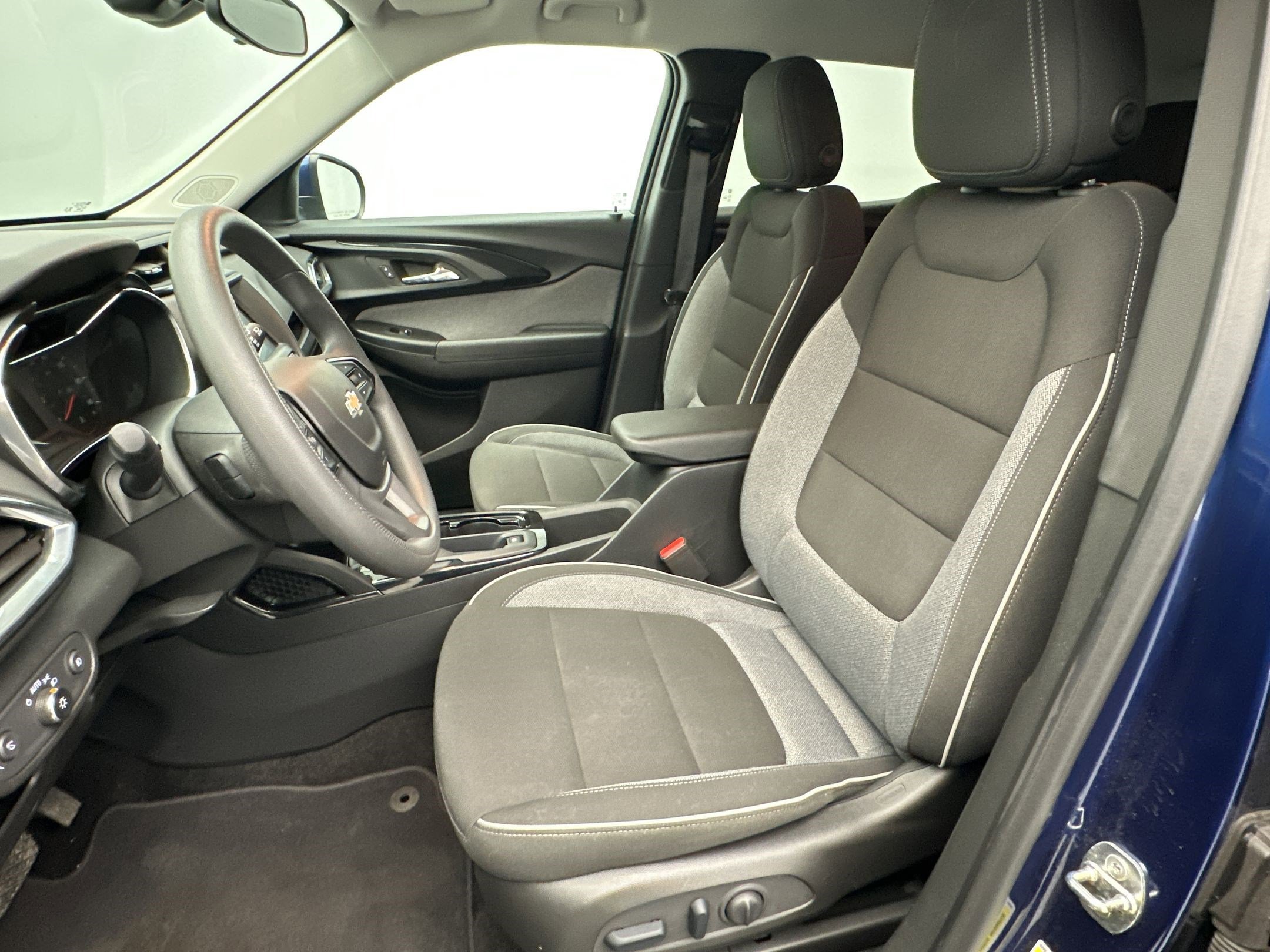 Certified 2023 Chevrolet TrailBlazer LT FWD image 5