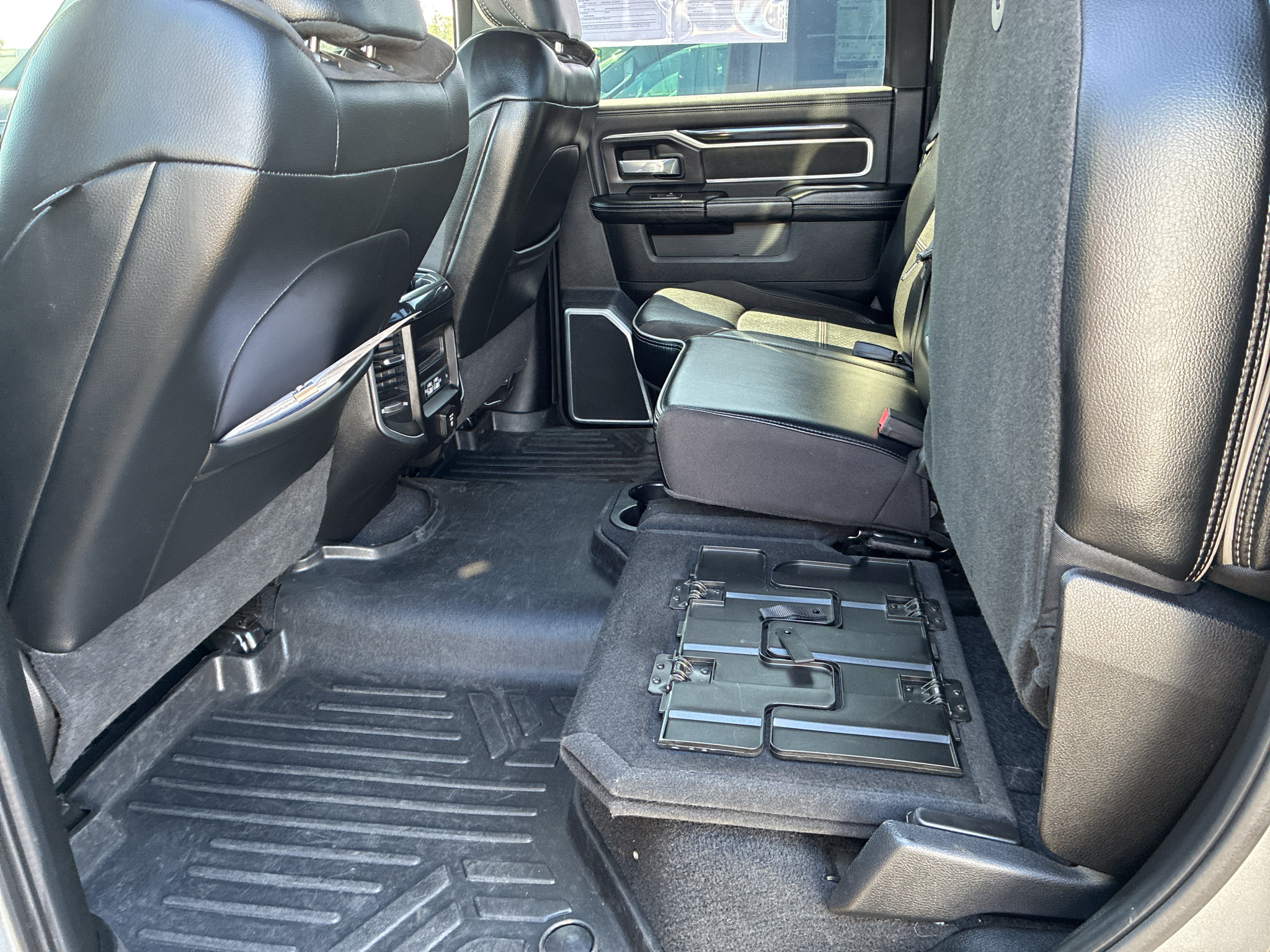 Used 2022 RAM 2500 Laramie AWD/4WD image 41