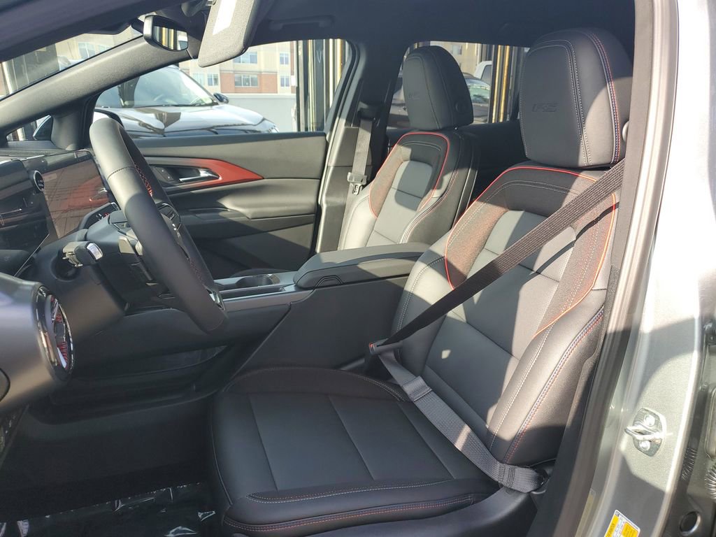 New 2026 Chevrolet Equinox EV RS image 18