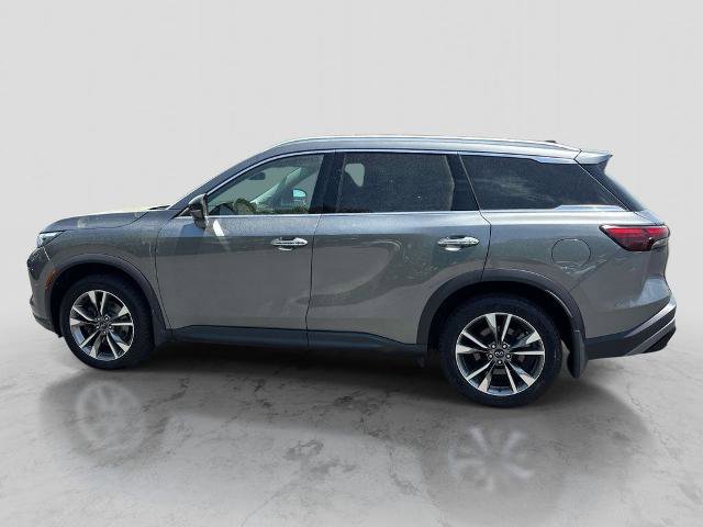 Certified 2023 INFINITI QX60 Luxe w/ Vision Package AWD/4WD image 2