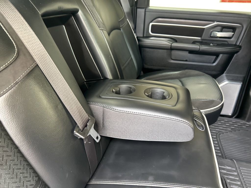 Used 2025 RAM 3500 Laramie AWD/4WD image 36