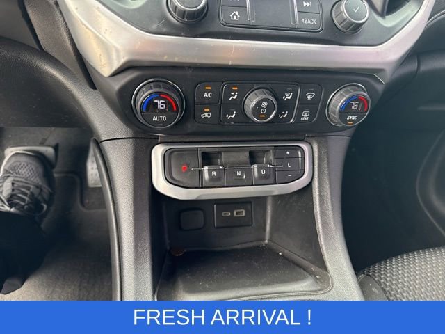 Used 2022 GMC Acadia SLE image 6