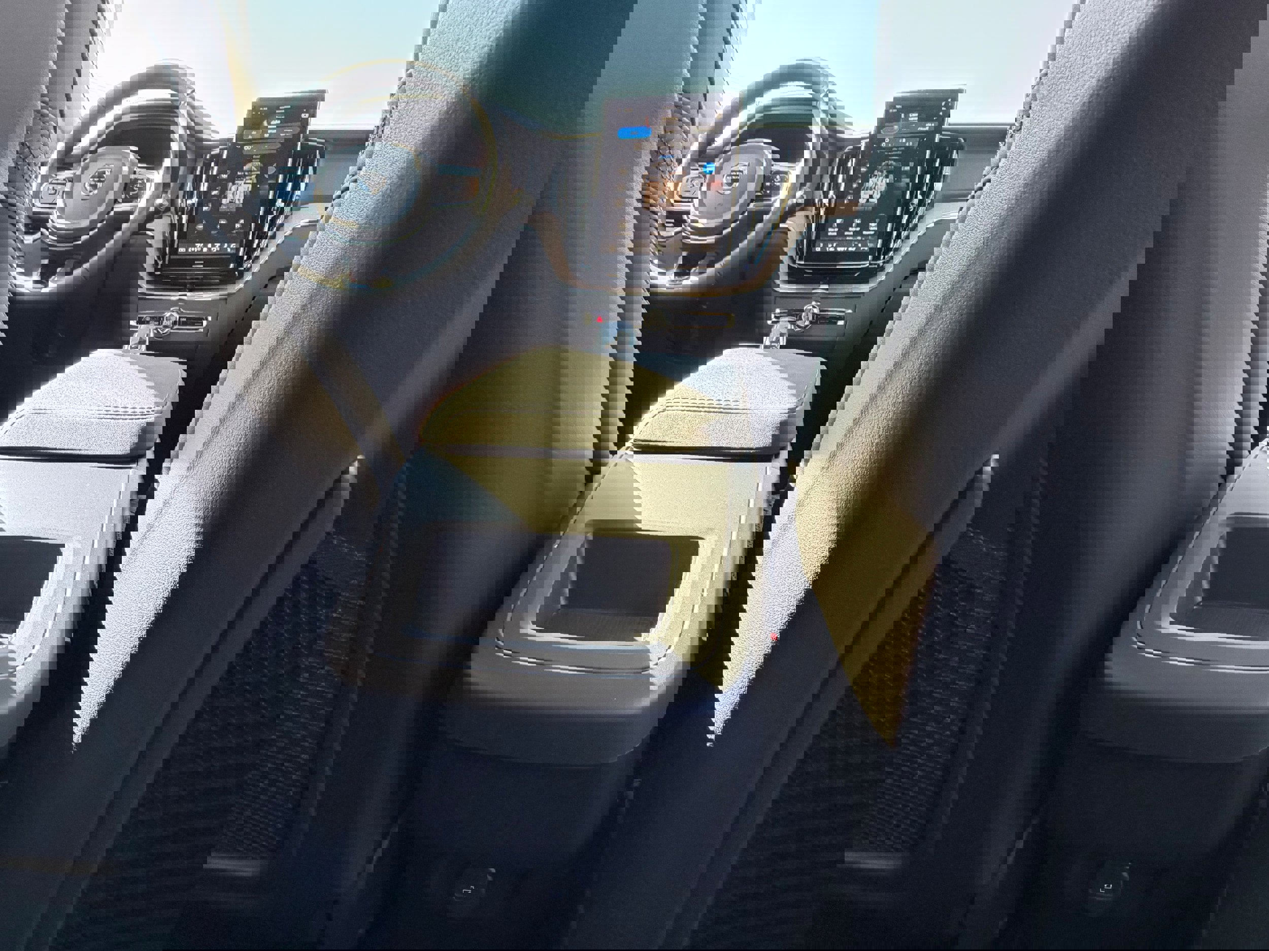 New 2026 Volvo XC60 B5 Core image 11