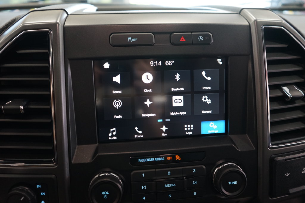 Used 2018 Ford F150 XLT w/ Equipment Group 302A Luxury AWD/4WD image 35