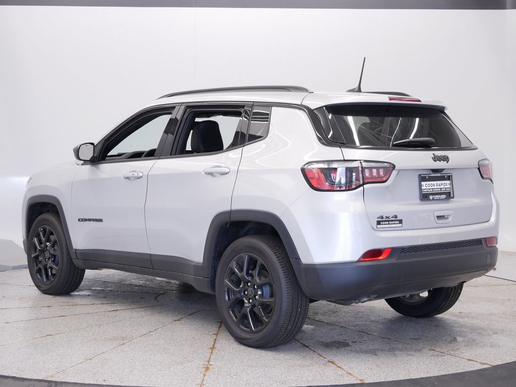 New 2026 Jeep Compass Latitude AWD/4WD image 3