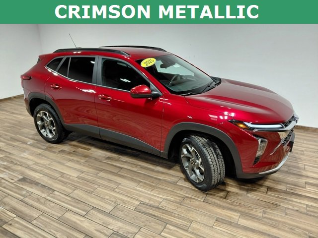 Used 2025 Chevrolet Trax LT image 6