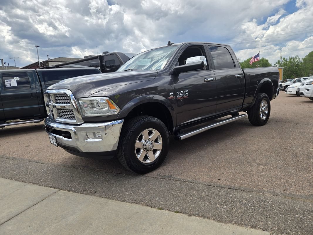 Used 2014 RAM 2500 Laramie w/ Cold Weather Group AWD/4WD image 4