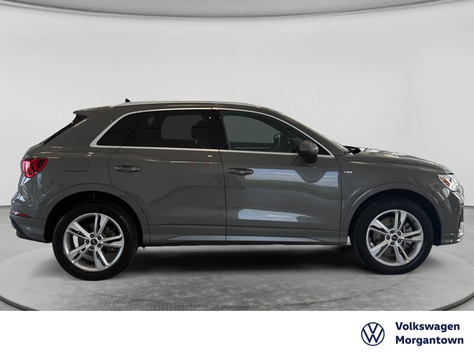 Used 2024 Audi Q3 2.0T Premium AWD/4WD image 4