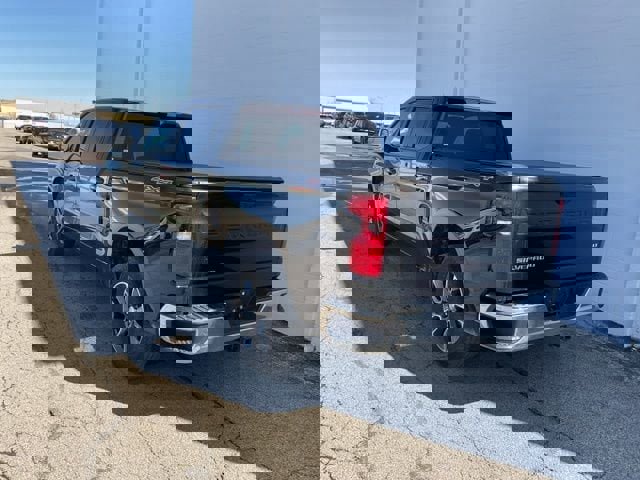 Used 2024 Chevrolet Silverado 1500 LT image 40