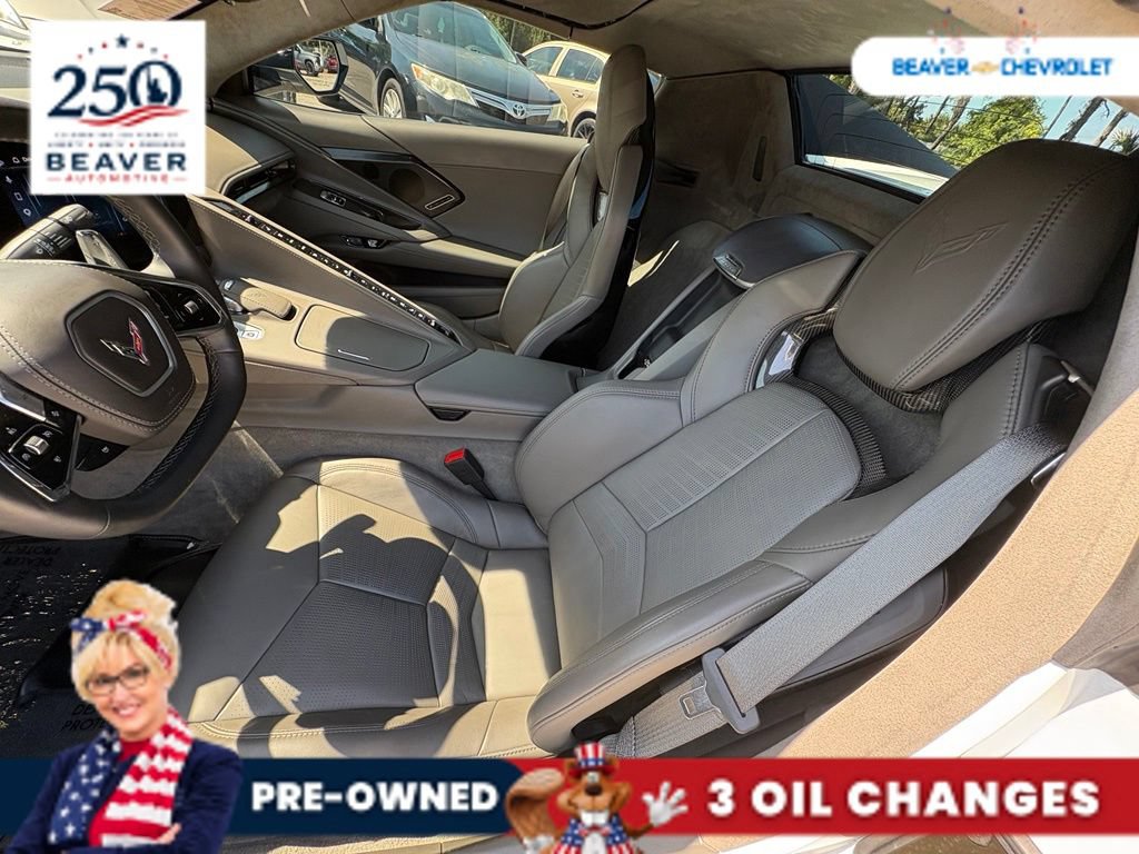 Used 2025 Chevrolet Corvette Stingray Premium Conv w/ Z51 Performance Package RWD image 14