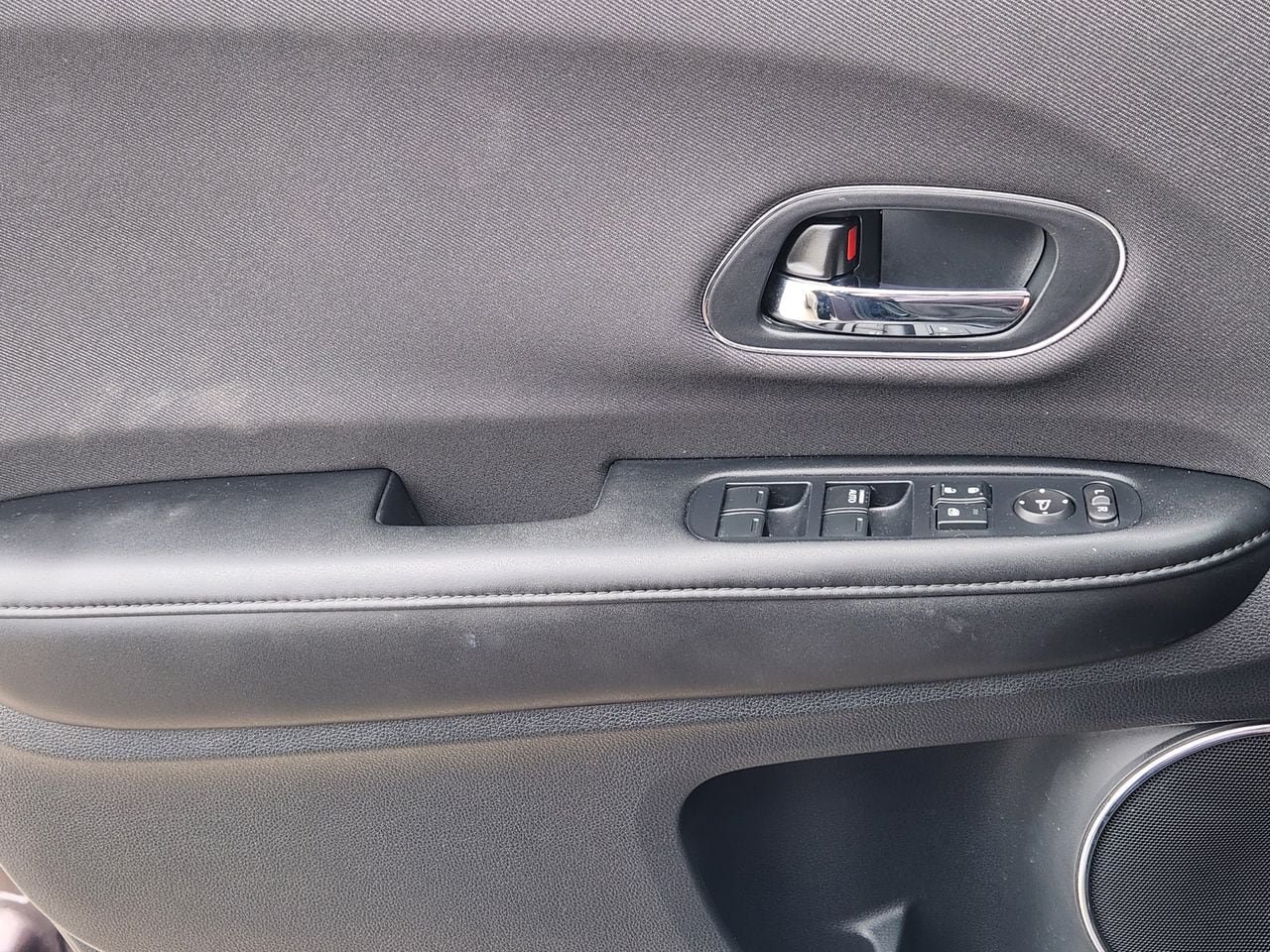 Used 2020 Honda HR-V EX image 21
