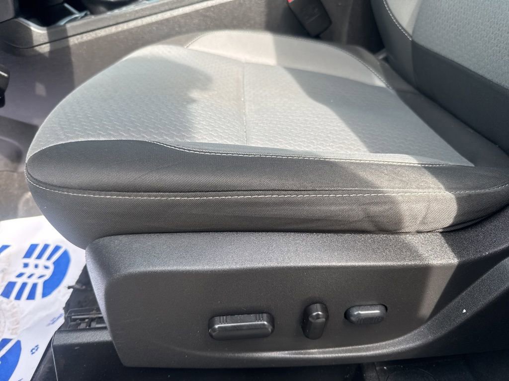 Used 2017 Ford Escape SE AWD/4WD image 12