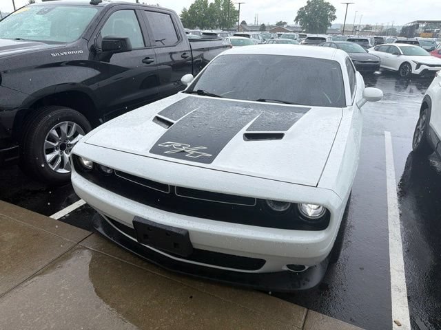 Used 2018 Dodge Challenger R/T Plus RWD image 2