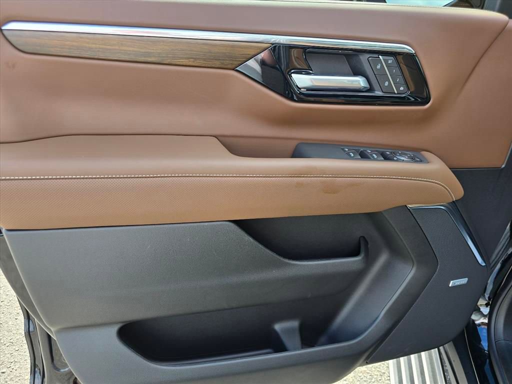 New 2026 Chevrolet Tahoe High Country image 7