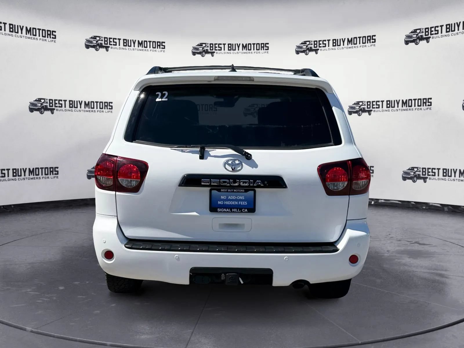 Used 2019 Toyota Sequoia TRD Sport w/ TRD Sport Premium Package AWD/4WD image 7