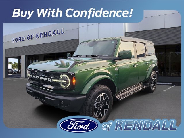Certified 2025 Ford Bronco Outer Banks AWD/4WD image 1