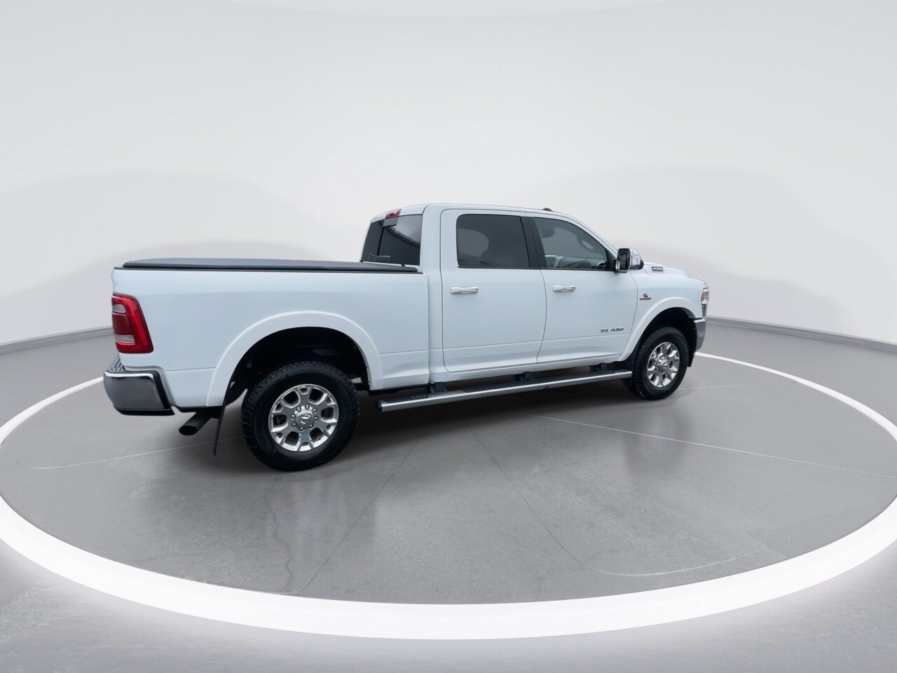 Used 2022 RAM 2500 Laramie AWD/4WD image 8