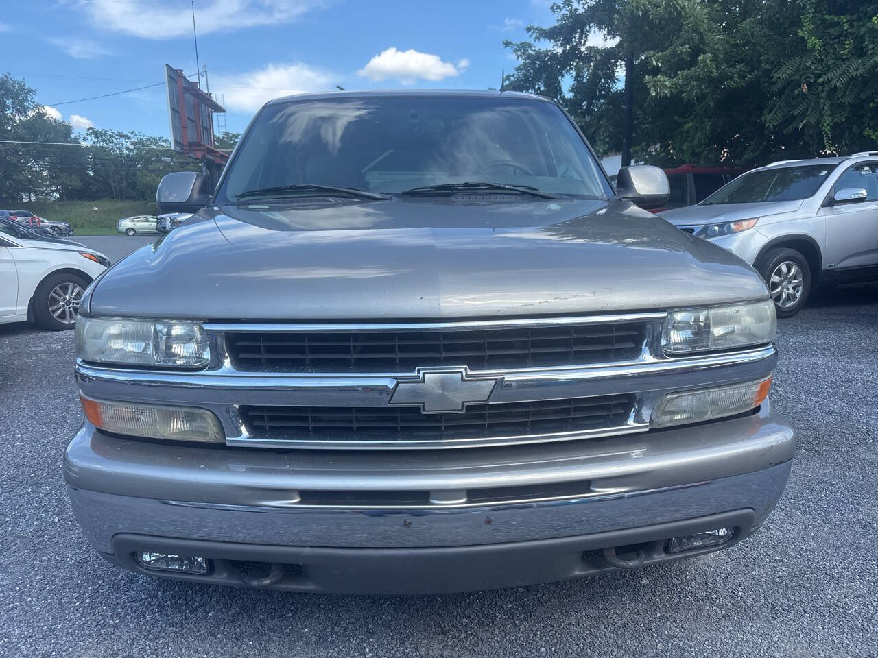 Used 2002 Chevrolet Tahoe LT AWD/4WD image 2