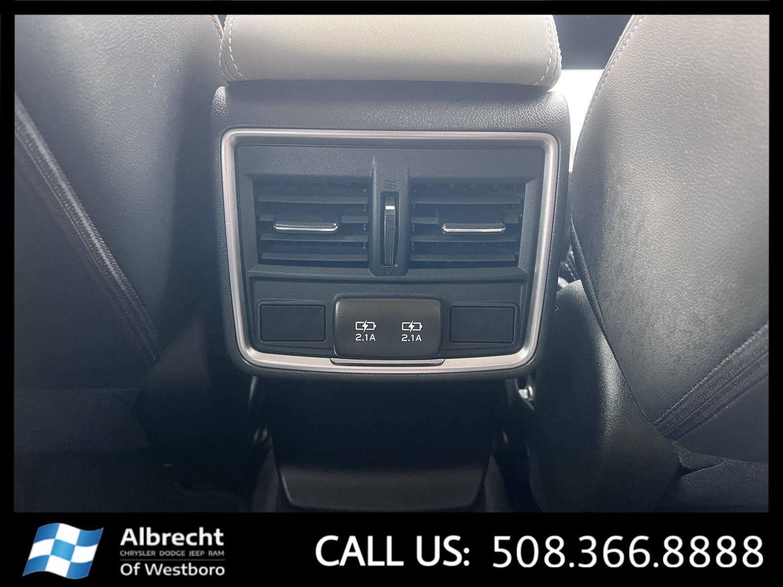 Used 2023 Subaru Forester Limited image 25