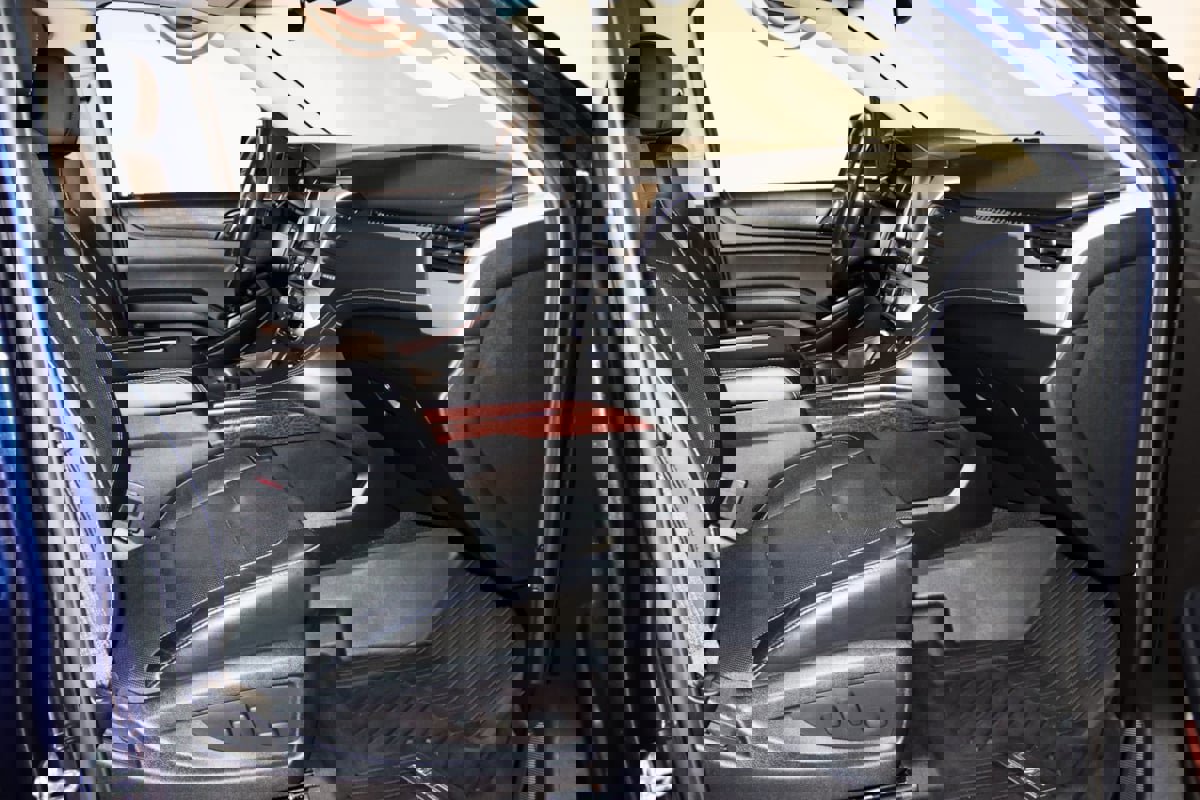 Used 2017 GMC Yukon SLT image 53