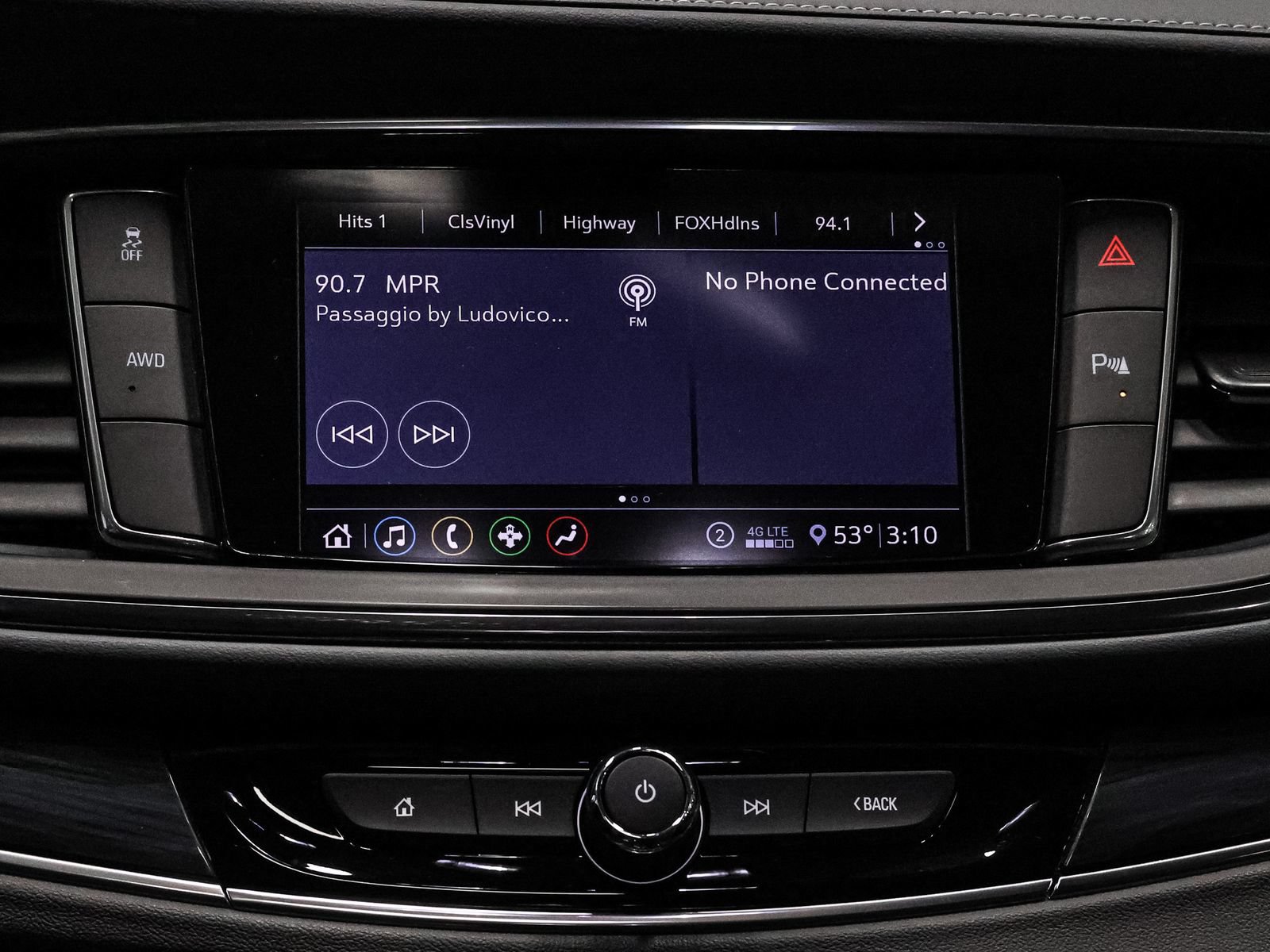 Used 2020 Buick Enclave Essence AWD/4WD image 28