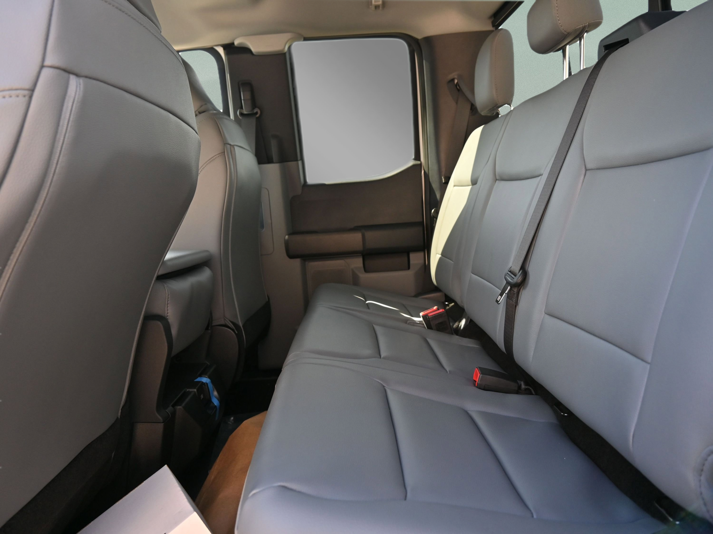 New 2026 Ford F550 4x4 Supercab Super Duty image 15