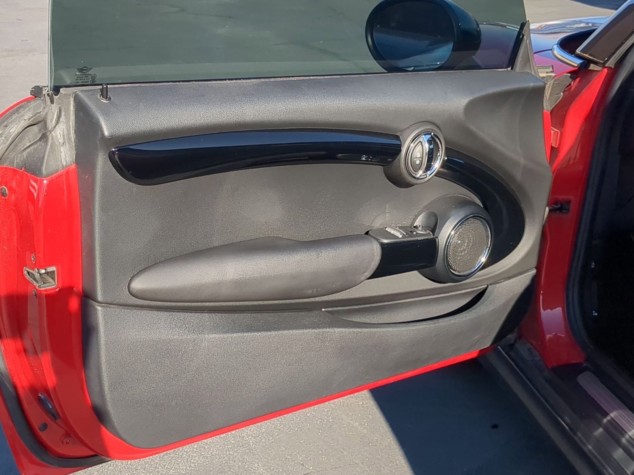 Used 2015 MINI Cooper 2-Door Hardtop image 14