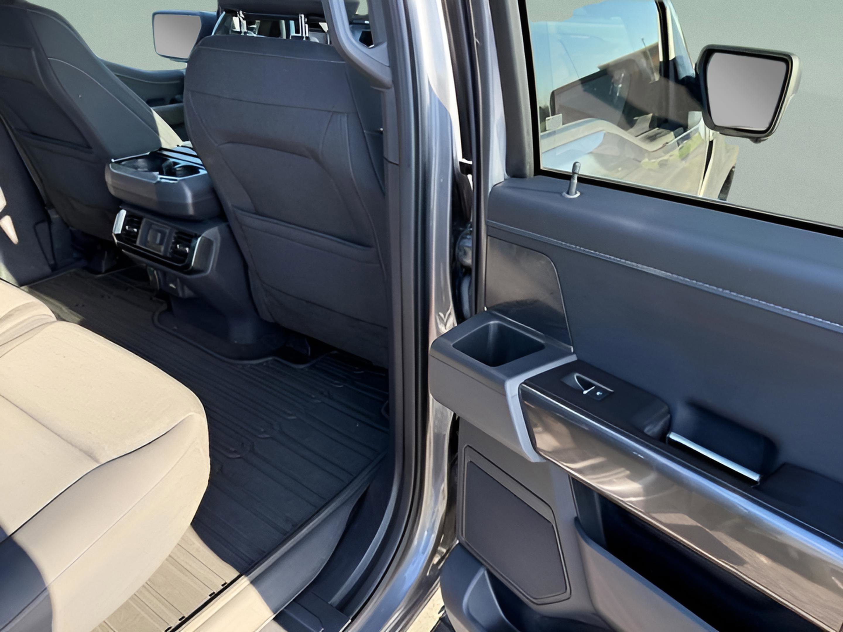 Used 2022 Ford F150 XLT w/ Equipment Group 302A High AWD/4WD image 10