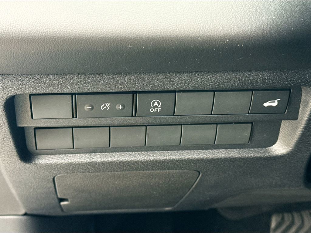 New 2026 Mitsubishi Outlander AWD image 10