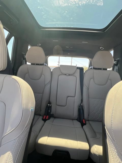 New 2026 Volvo XC90 B6 Plus w/ Protection Package AWD/4WD image 21