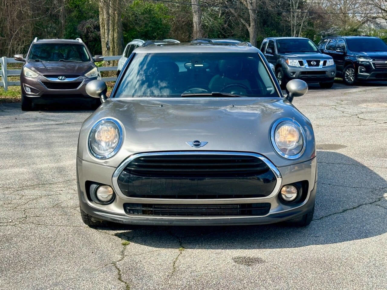 Used 2017 MINI Cooper Clubman image 2