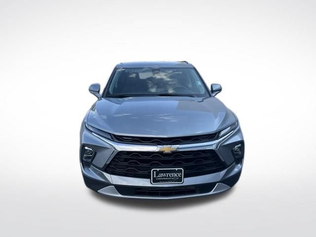 Used 2023 Chevrolet Blazer LT w/ Convenience Package AWD/4WD image 2