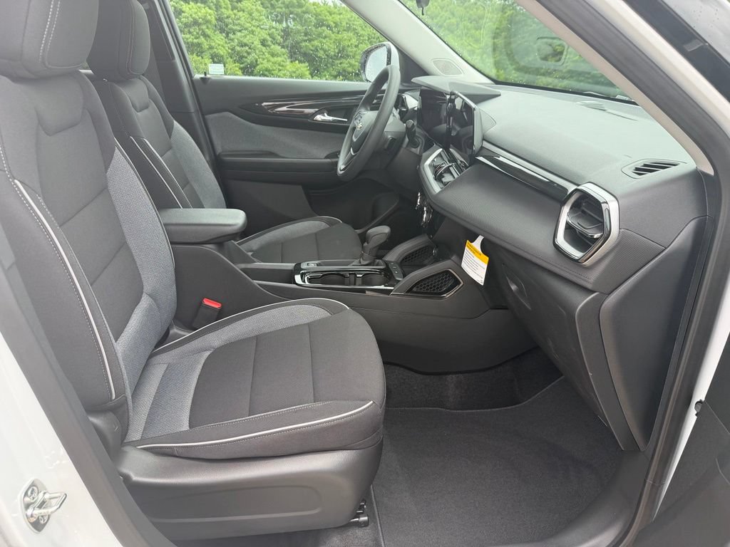 New 2026 Chevrolet TrailBlazer LT FWD image 19