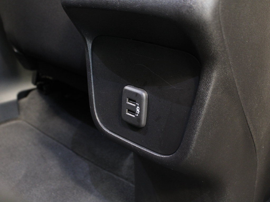 Used 2023 Chevrolet Equinox LT FWD image 30
