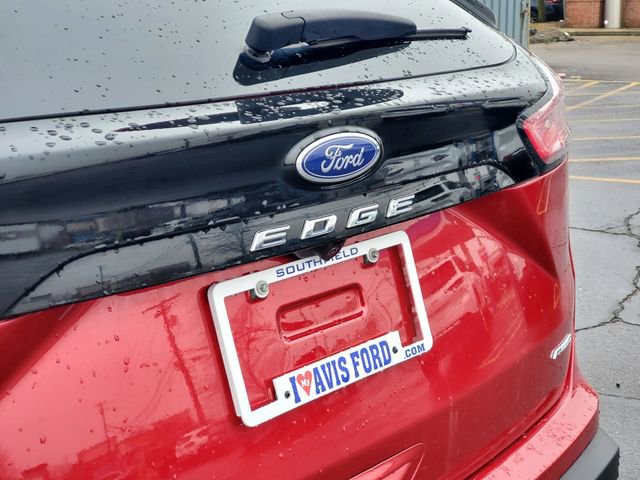 Used 2024 Ford Edge SEL w/ Convenience Package image 29