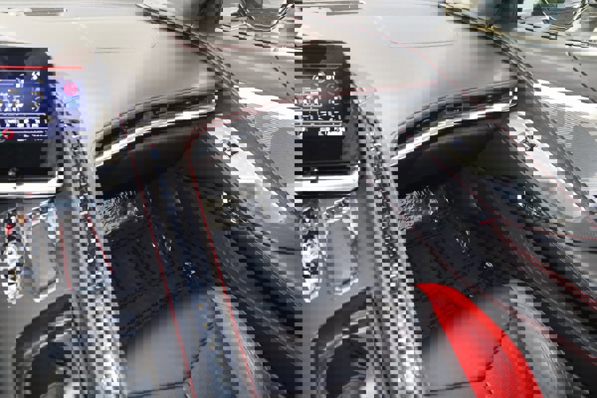 Used 2020 Chevrolet Corvette Stingray Premium Cpe w/ 3LT Preferred Equipment Group image 50