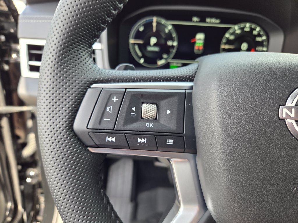 New 2026 Nissan Rogue SL AWD/4WD image 24