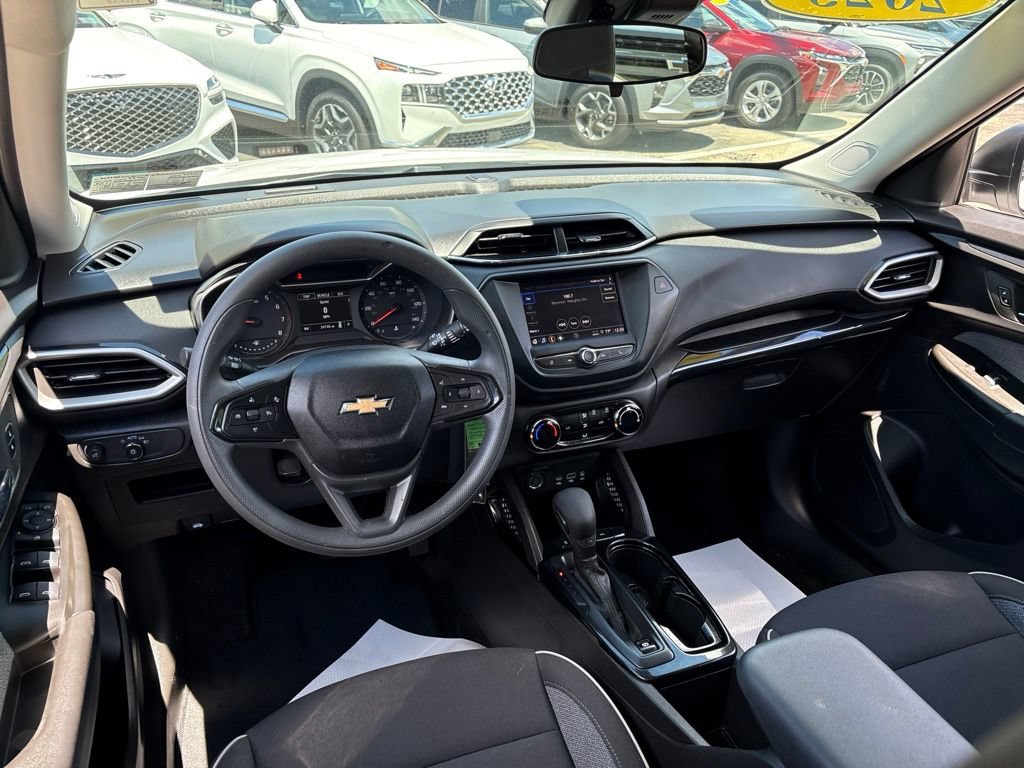 Certified 2023 Chevrolet TrailBlazer LS FWD image 11