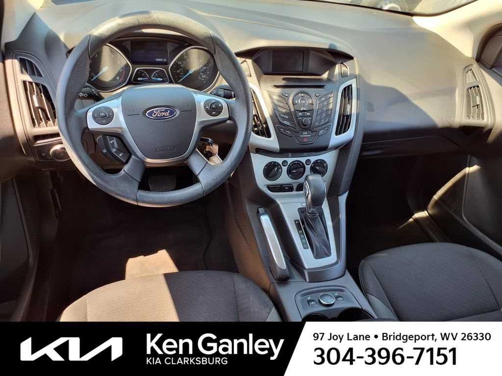Used 2014 Ford Focus SE w/ SE Winter Package FWD image 15