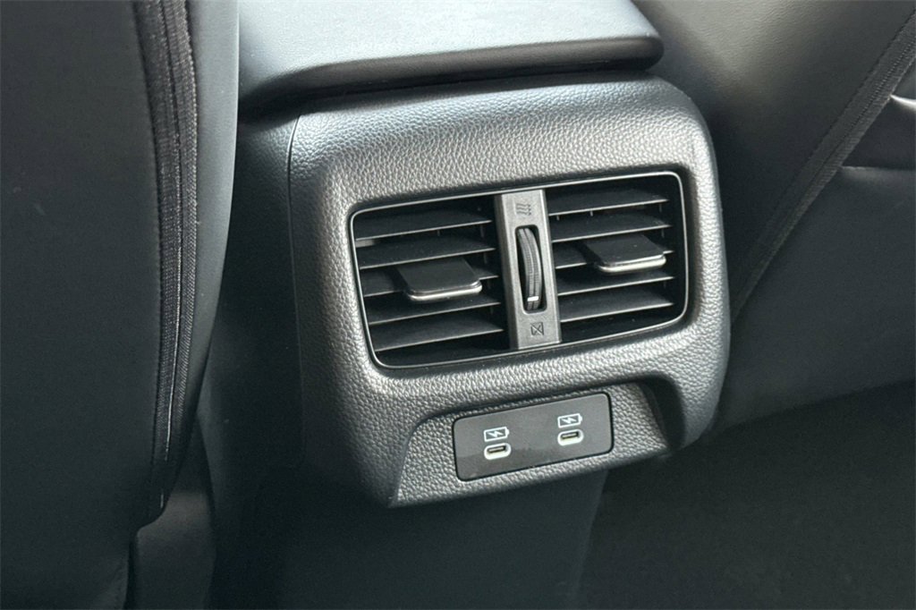 Certified 2025 Acura ADX A-Spec image 17