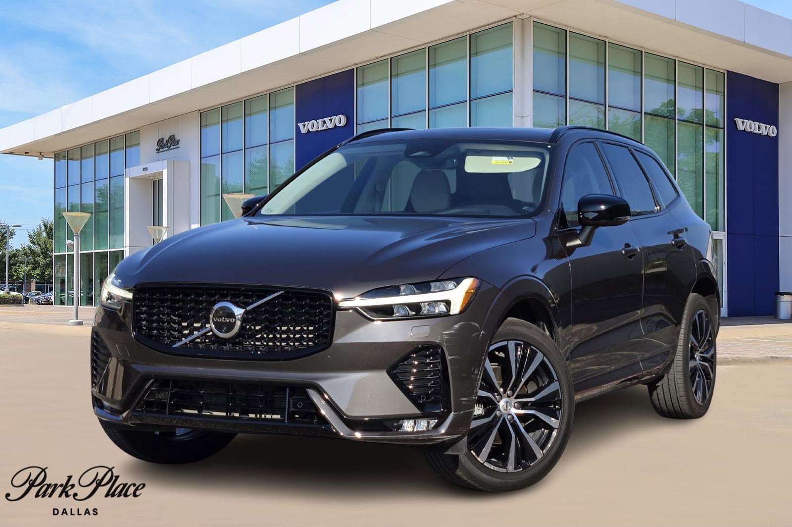 Used 2023 Volvo XC60 B5 Plus w/ Climate Package