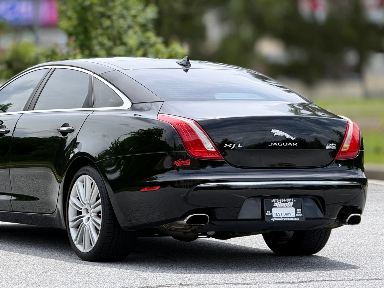 Used 2015 Jaguar XJ L Portfolio AWD/4WD image 46