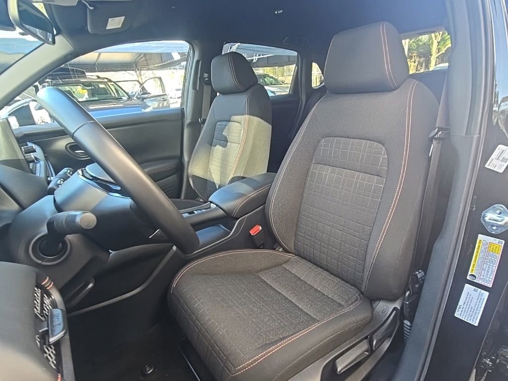 Used 2025 Honda HR-V Sport image 12