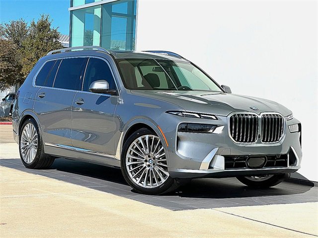 New 2025 BMW X7 xDrive40i w/ Climate Comfort Package