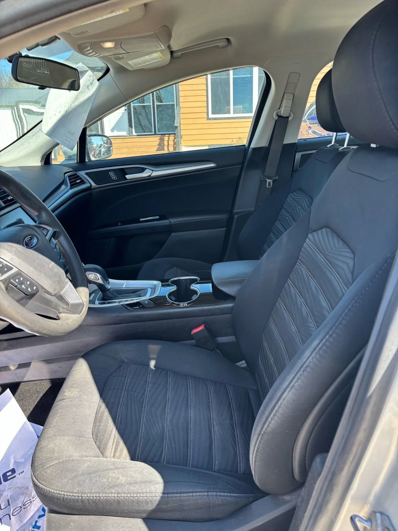 Used 2016 Ford Fusion SE image 10