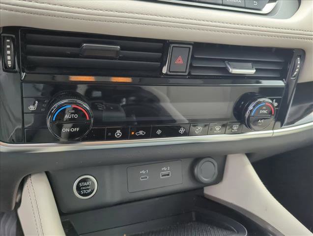 Used 2023 Nissan Rogue SL image 20