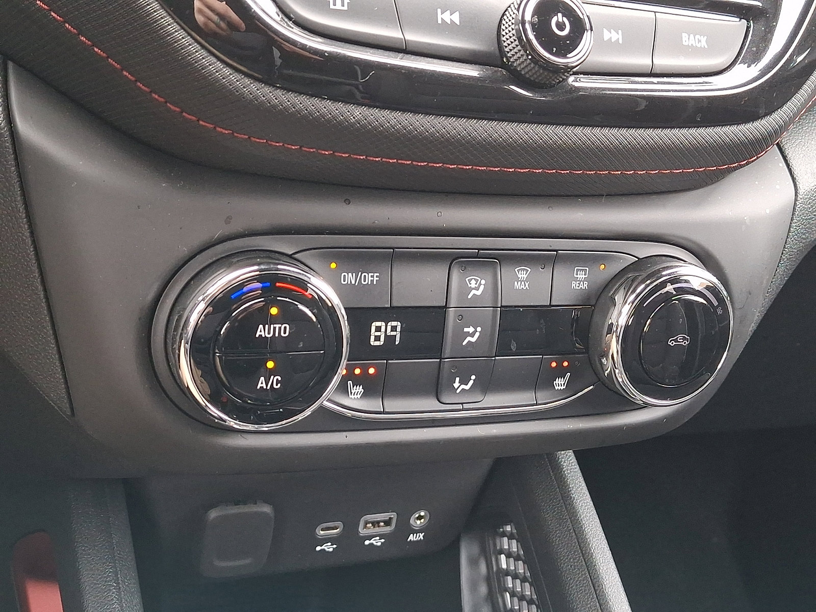 Used 2023 Chevrolet TrailBlazer RS w/ Convenience Package image 15