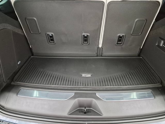 New 2026 Cadillac Escalade Platinum Sport w/ LPO, ONYX Package AWD/4WD image 26